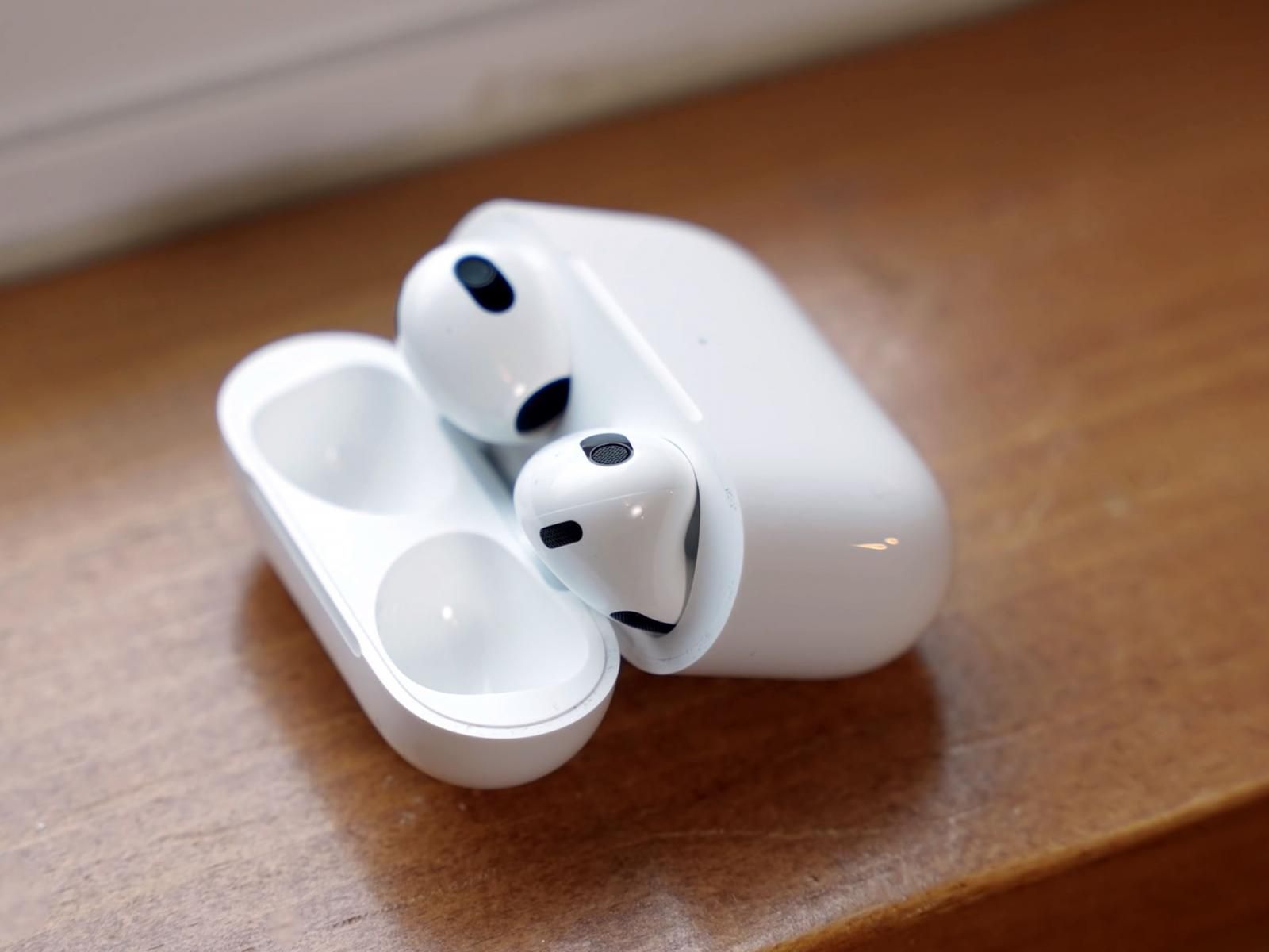 AirPods 3.jpg?w=1200&h=628&fit